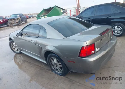 2002 Ford Mustang z USA, uszkodzony, nr VIN 1FAFP40412F208412